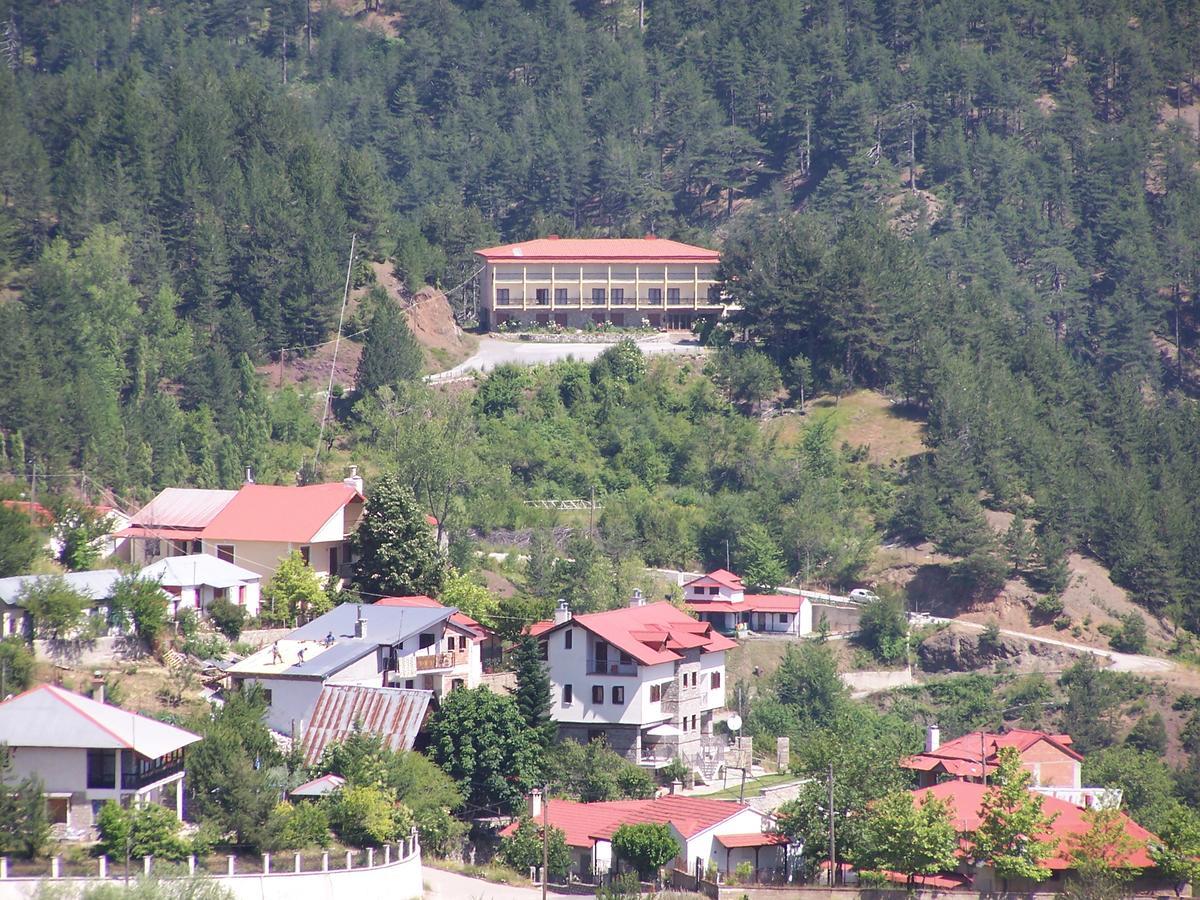 Valia Calda Hotel Perivoli  ภายนอก รูปภาพ